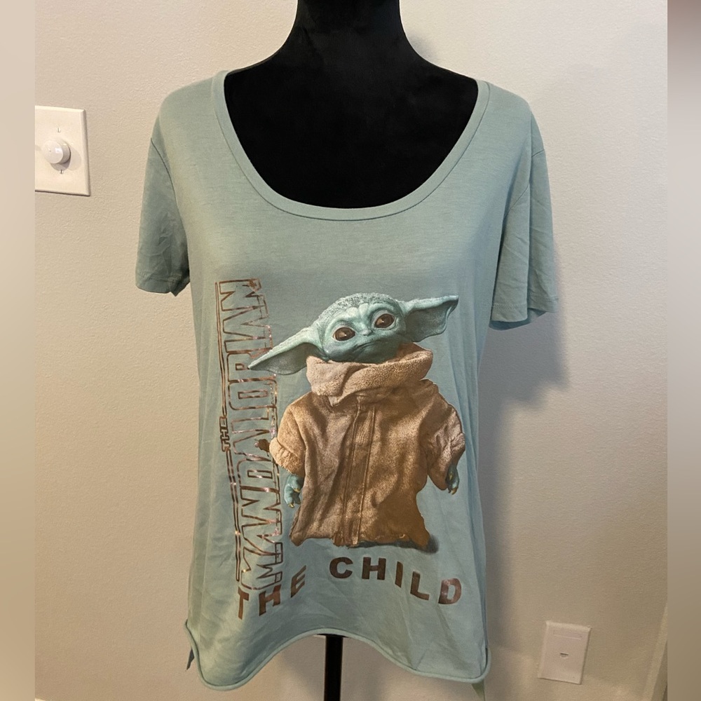 🔥 - Star Wars Baby Yoda Shirt